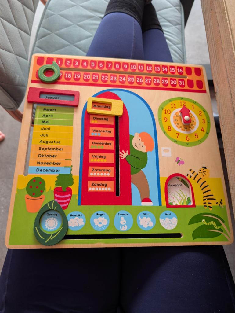 Houten educatieve jaarkalender, Verzamelen, Ophalen of Verzenden, Zo goed als nieuw