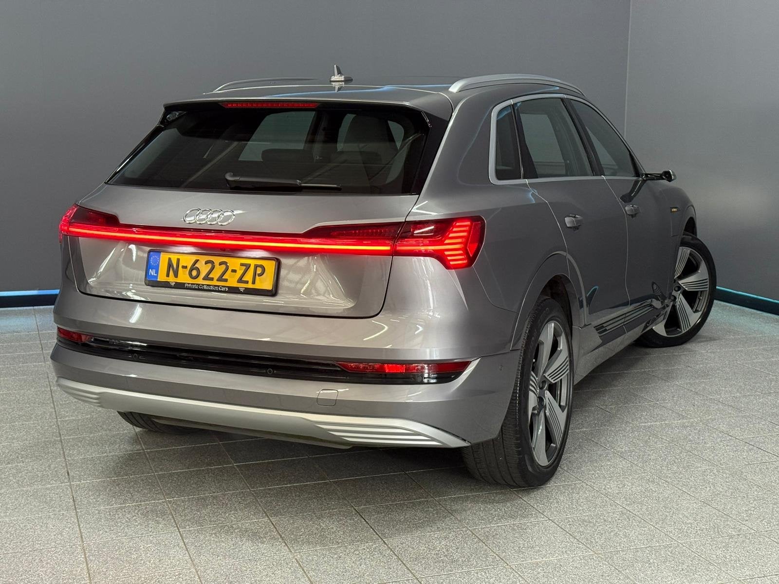 Audi e-tron e-tron 55 quattro advanced Pro Line Plus 95 kWh, Automaat, Dealer onderhouden, Automatische klimaatregeling, 192 pk