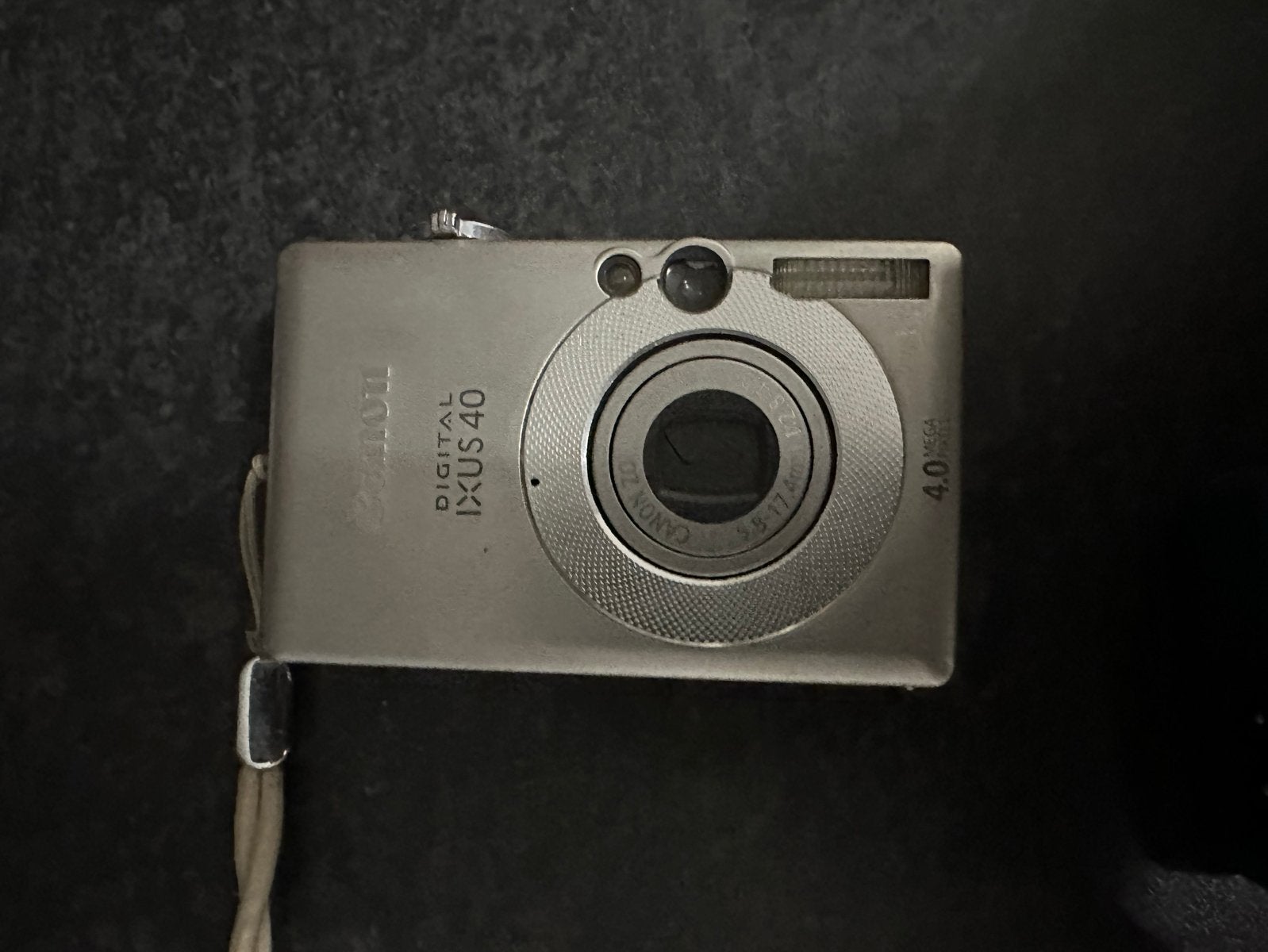 Canon Digital IXUS 40 compactcamera met lader en accu, Audio, Tv en Foto, Fotocamera's Digitaal, Ingebouwde flitser, Gebruikt