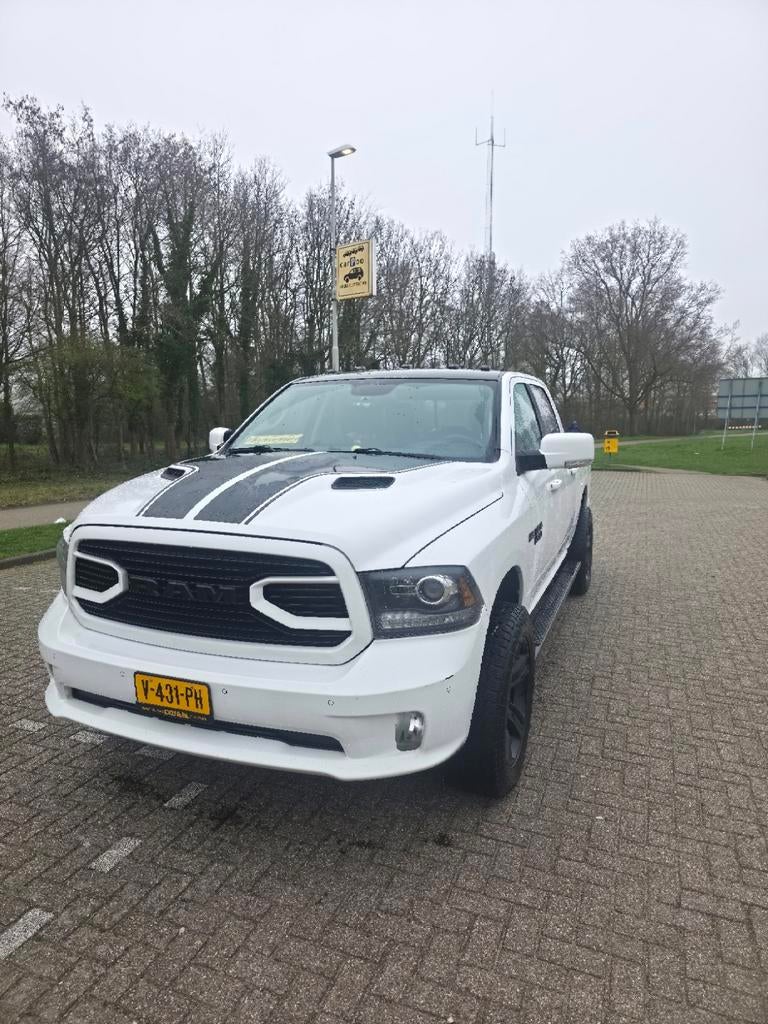 Dodge RAM 2018, Auto's, Automaat, 2458 kg, Zwart, 5654 cc