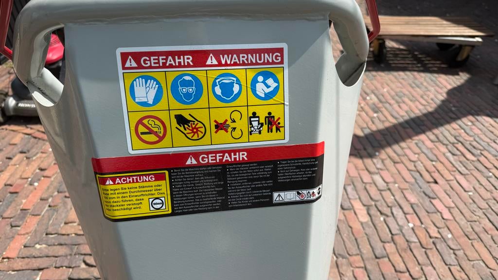 Krachtige RAMBO-HC10 Hakselaar met Benzine Motor, Ophalen, Zo goed als nieuw, Benzine