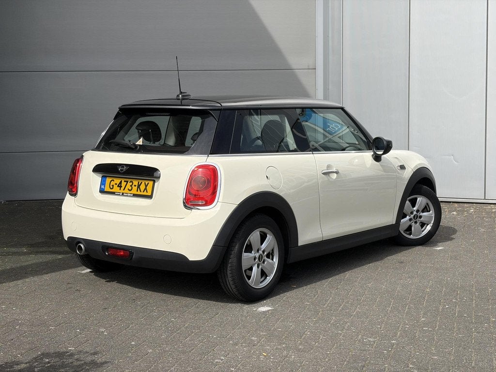 MINI 3-Deurs 1.5 Cooper Salt Airco, Cruise Control, Apple Ca, Voorwielaandrijving, Gebruikt, 4 stoelen, Origineel Nederlands