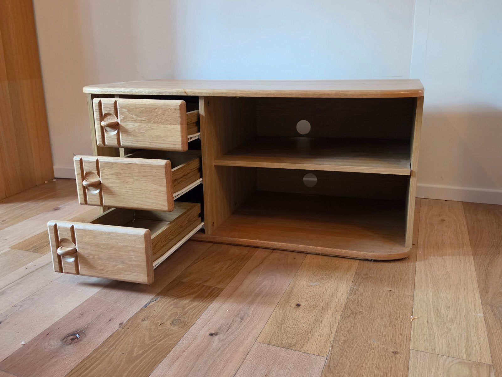 TV meubel met eiken frontjes, Ophalen, 100 tot 150 cm, Minder dan 100 cm, 25 tot 50 cm