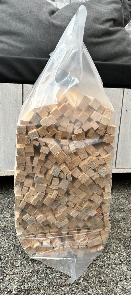 Aanmaakhout droog en onbehandeld in zakken van 10 kg, Minder dan 3 m³, Ophalen, Overige houtsoorten, Blokken