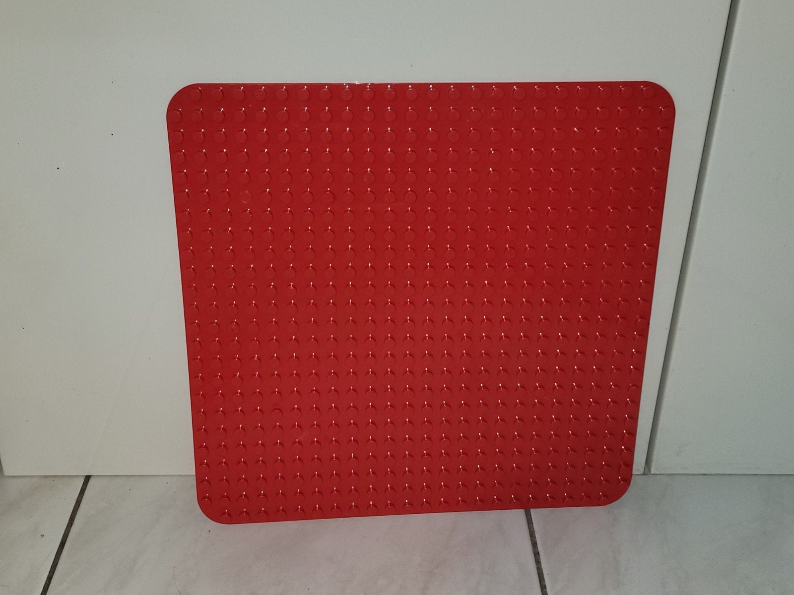 Duplo grote rode bouwplaat / grondplaat, Kinderen en Baby's, Speelgoed | Duplo en Lego, Gebruikt, Ophalen of Verzenden, Duplo