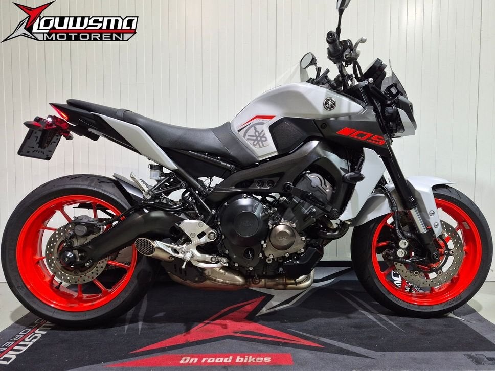YAMAHA MT 09 ABS ICE FLUO|Quickshift|NLMOTOR|Garantie mt09, Traction Control, Motorrijbewijs A, Bedrijf, 3 cilinders