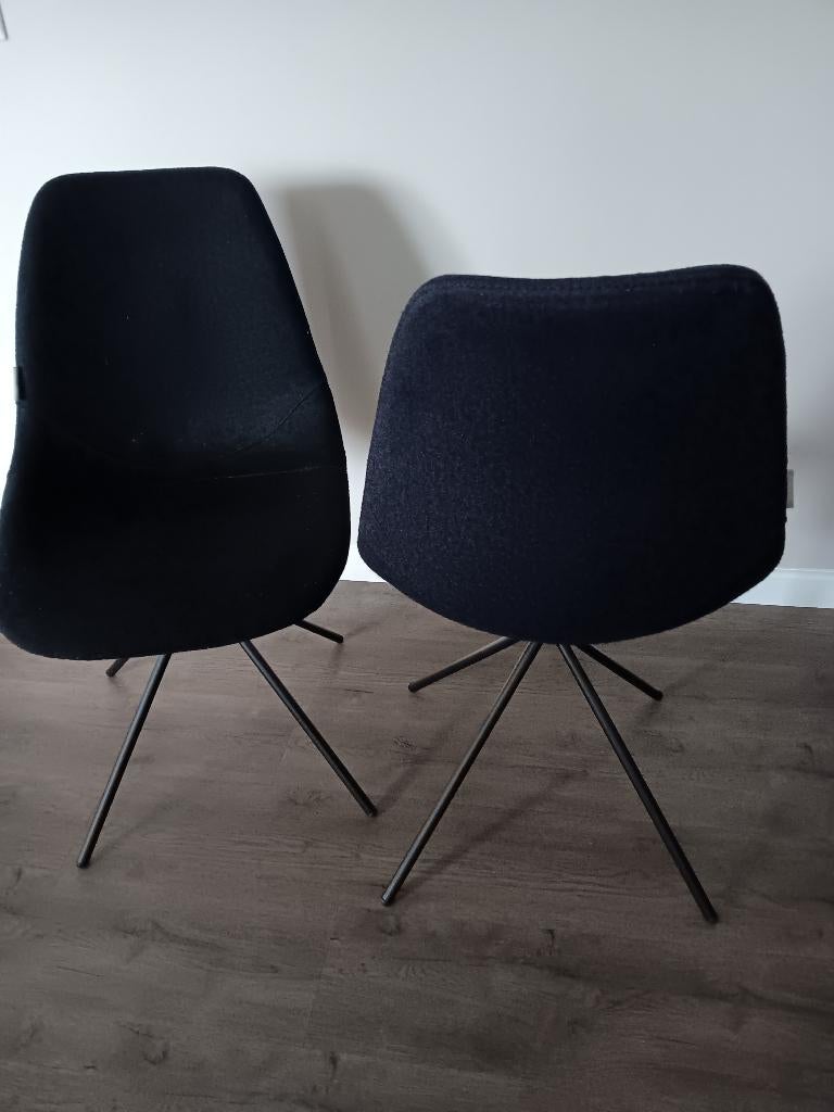 Zuiver Eetkamerstoelen, Ophalen, Twee, Zwart, Zo goed als nieuw