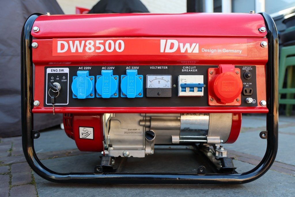 IDWI DW8500 Benzine Aggregaat - Nieuwstaat, Ophalen, Benzine, Zo goed als nieuw, Geluidgedempt