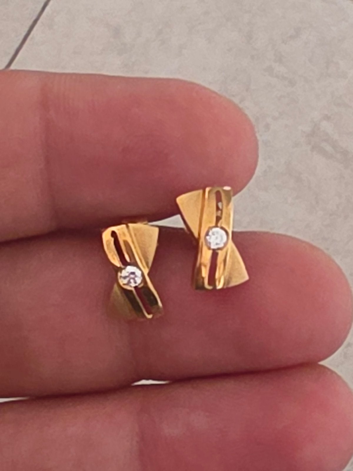 18 karaat goud oorbel, Verzenden, Goud, Ring