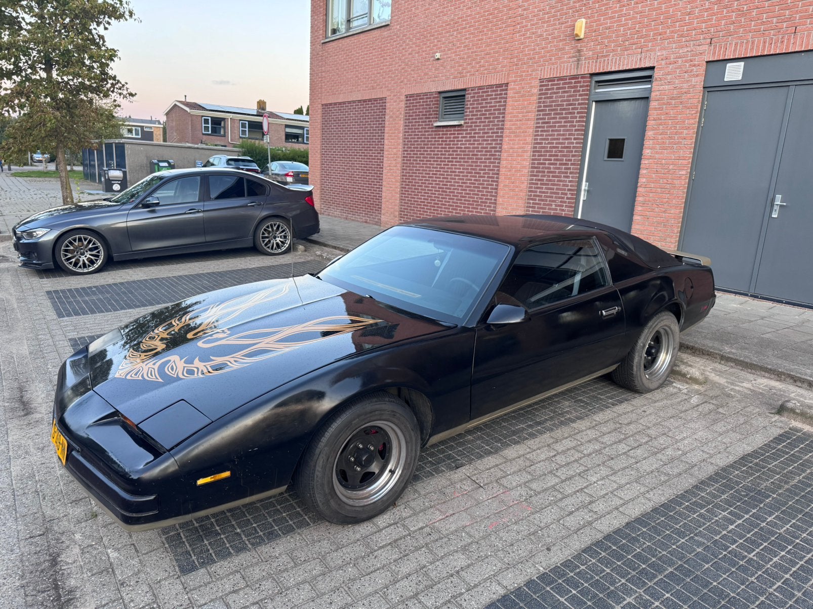 Pontiac 1988 Zwart 2.8 v6, Auto's, Pontiac, 136 pk, 4 stoelen, Zwart, Particulier