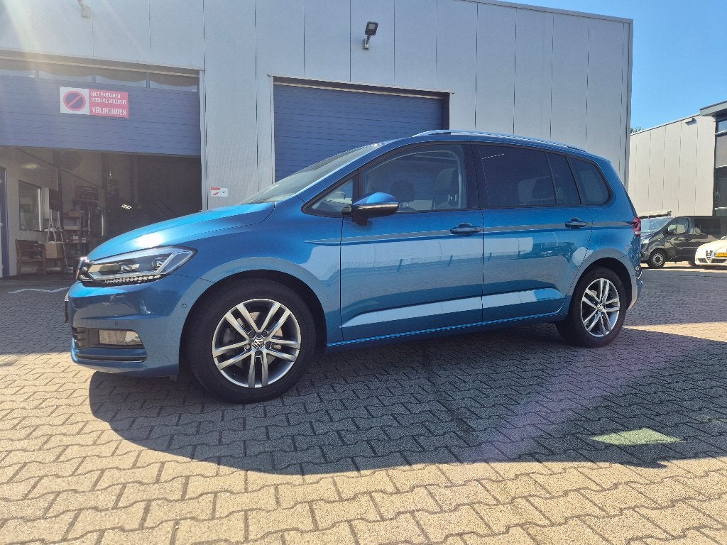 Volkswagen Touran 1.2 TSI Highline,110pk BMT,  2018 , Pano., Voorwielaandrijving, Stof, Euro 6, 4 cilinders