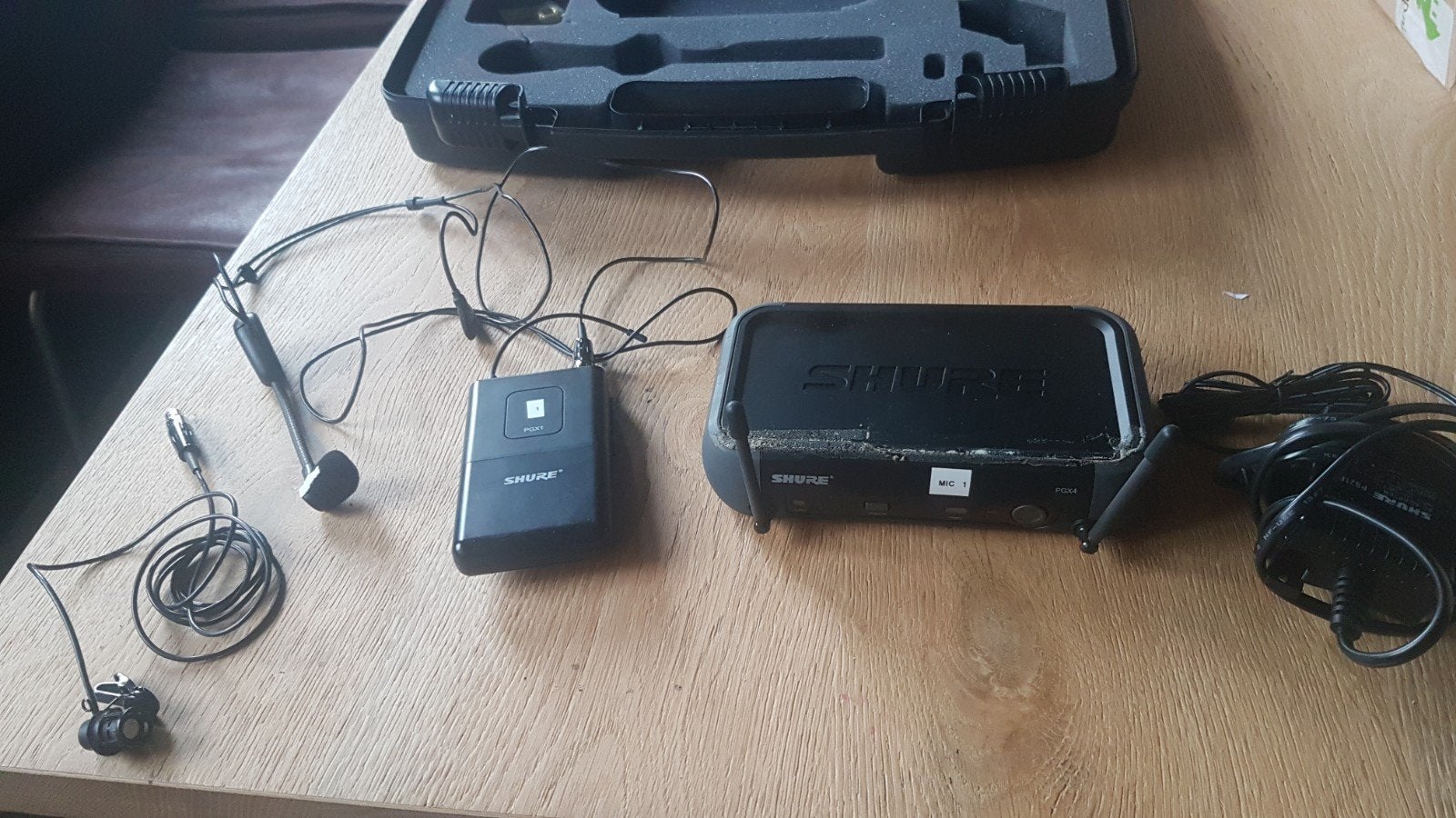 Shure GLX draadloos systeem met headset en lavalier mics, Muziek en Instrumenten, Ophalen of Verzenden, Gebruikt, Overige typen