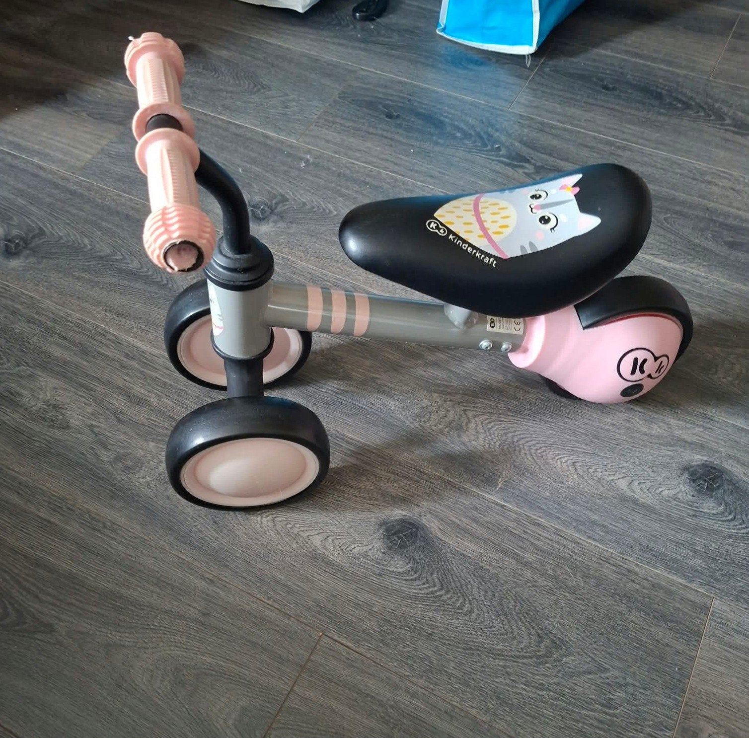 Kinderkraft loopfietsje met kattenprint, Fietsen en Brommers, Ophalen of Verzenden, Gebruikt, Minder dan 16 inch, Kinderkraft
