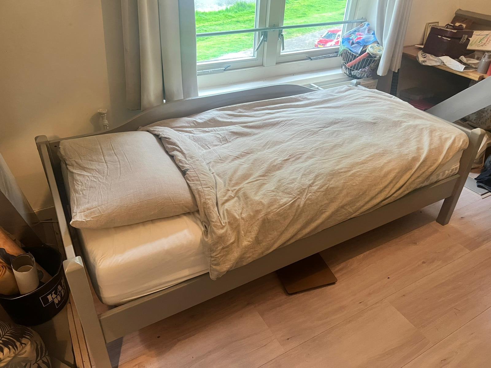 Gratis eenpersoonsbed met goed matras, Ophalen, Gebruikt, 90 cm, Eenpersoons