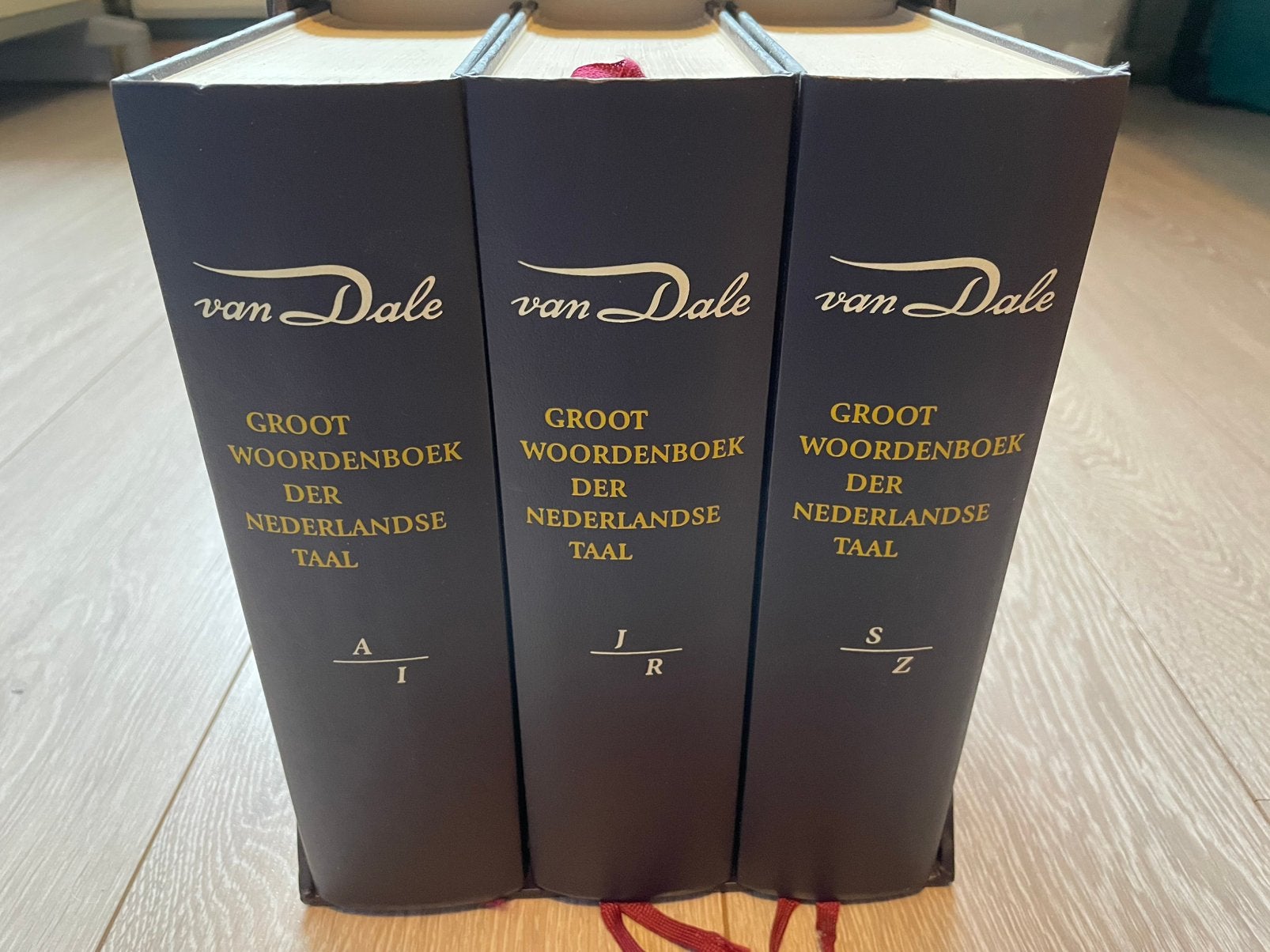 Van Dale Groot Woordenboek der Nederlandse Taal (3 delen), Ophalen of Verzenden, Zo goed als nieuw, Van Dale, Nederlands