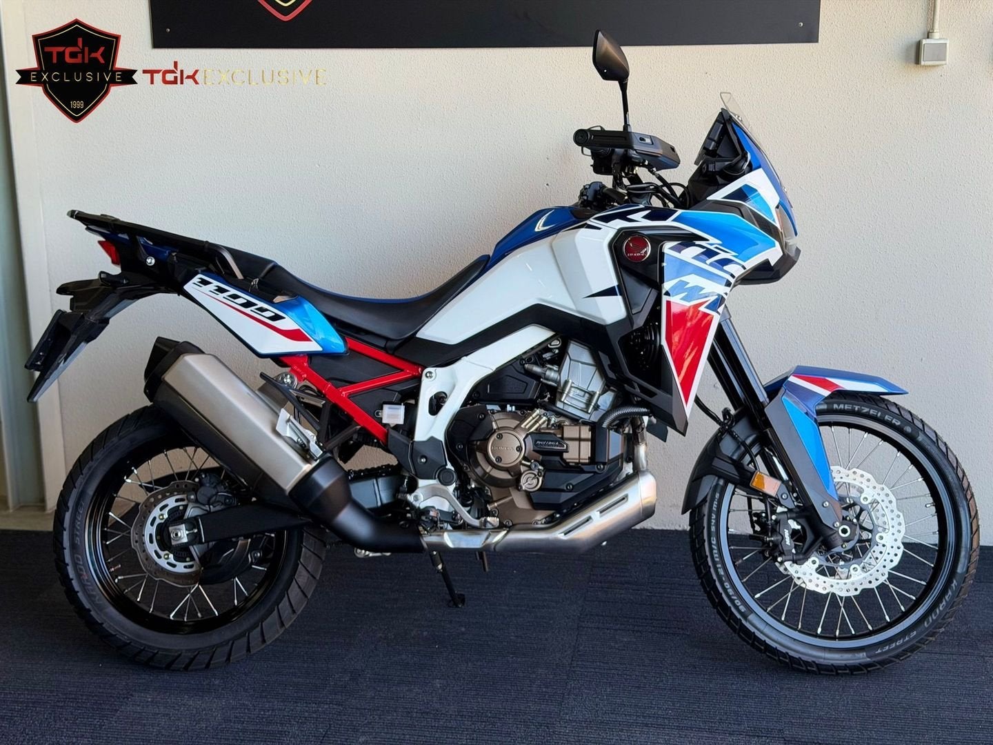 HONDA CRF 1100 L AFRICA TWIN DCT NIEUWSTAAT! 1000, 2 cilinders, Motorrijbewijs A, Bedrijf, Meer dan 35 kW
