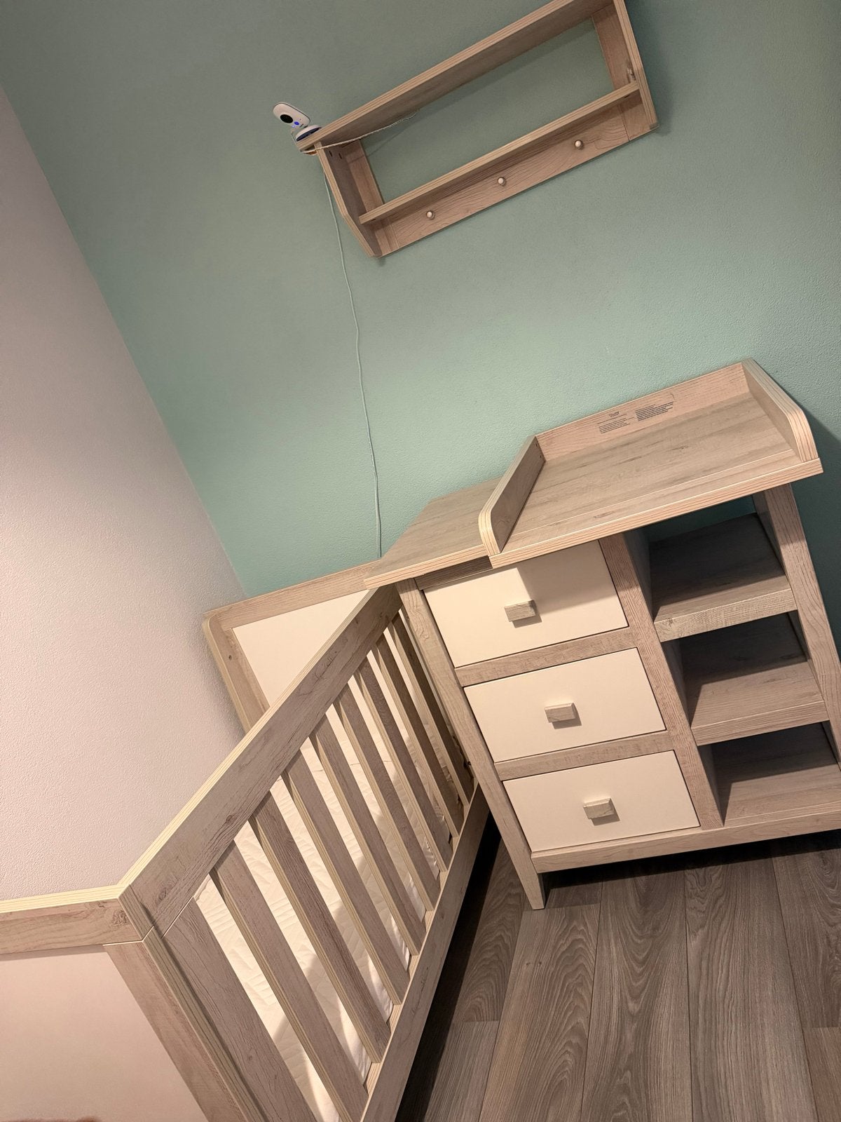 Babykamer set: Ledikant, Commode en 2xWandplank, Ophalen, Gebruikt, 70 tot 85 cm, 140 tot 160 cm