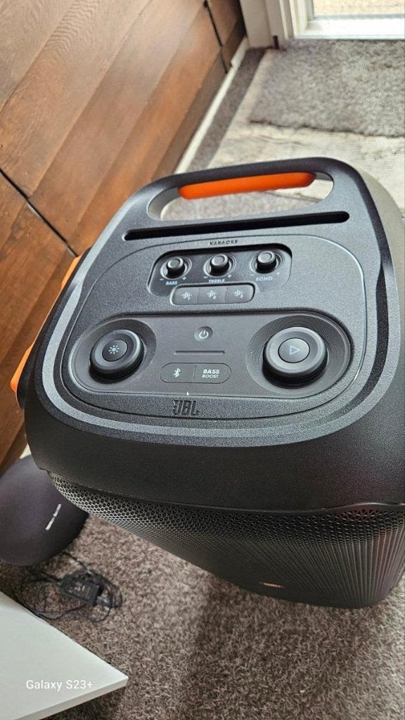 JBL partybox 710