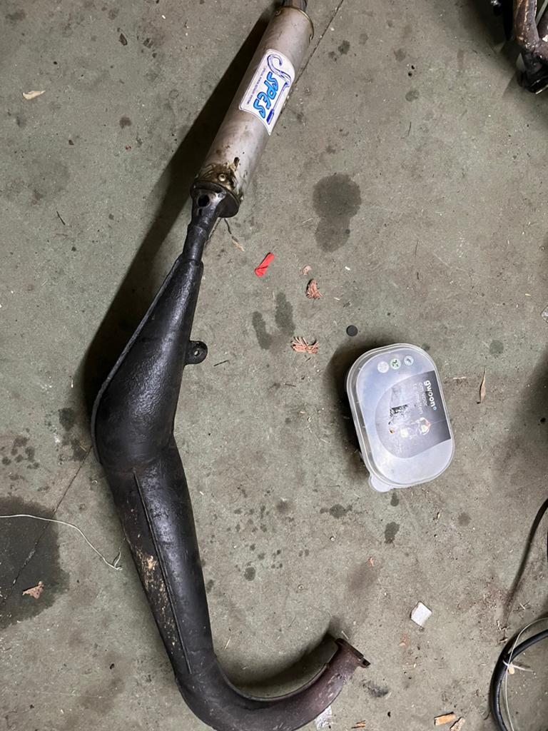 Hond mb5 en mb8 techno uitlaat, Fietsen en Brommers, Ophalen of Verzenden, Uitlaat