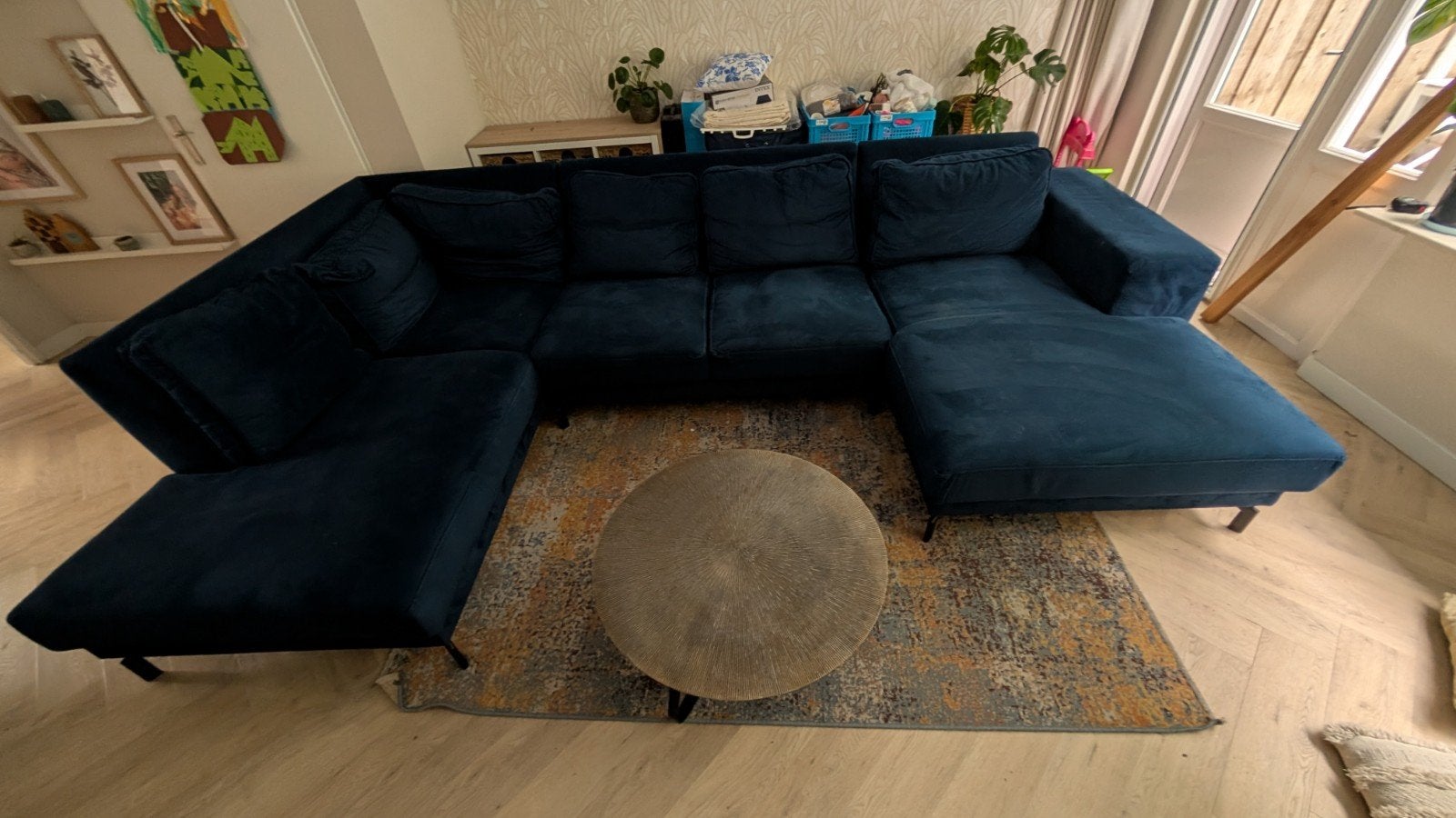 Donkerblauwe velvet hoekbank - 3.5 jaar oud, geïmpregneerd, Ophalen, Gebruikt, 100 tot 125 cm, Hoekbank