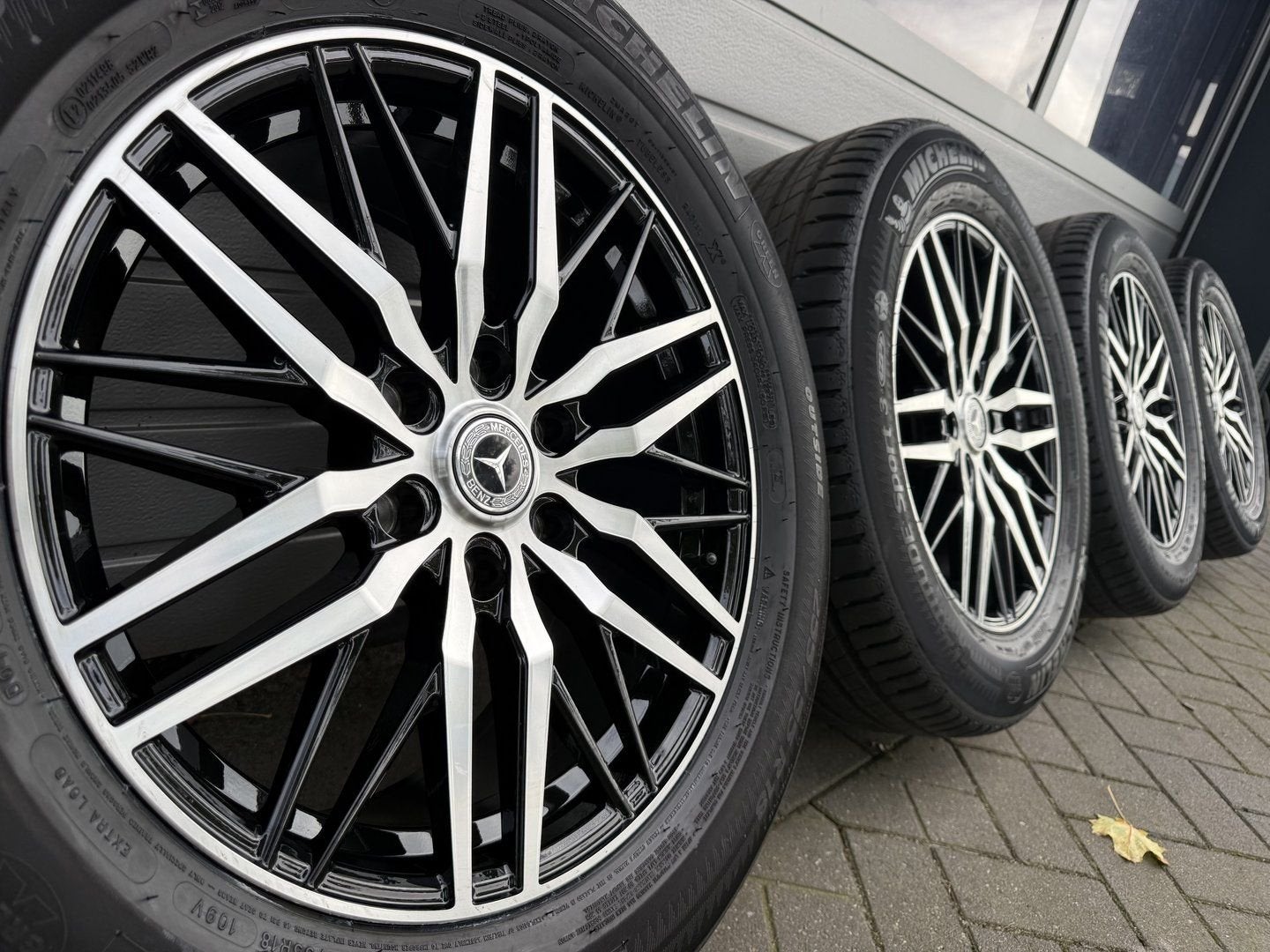 18 Mercedes Sprinter W907 W906 W910 E-sprinter velgen banden, Auto-onderdelen, 18 inch, Bestelwagen, 255 mm, -