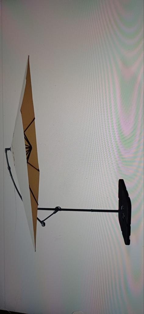 Zweefparasol exentrisch ecru doek nieuw in doos. Zonder voet, Tuin en Terras, Ophalen, Kantelbaar, Nieuw, 2 tot 3 meter