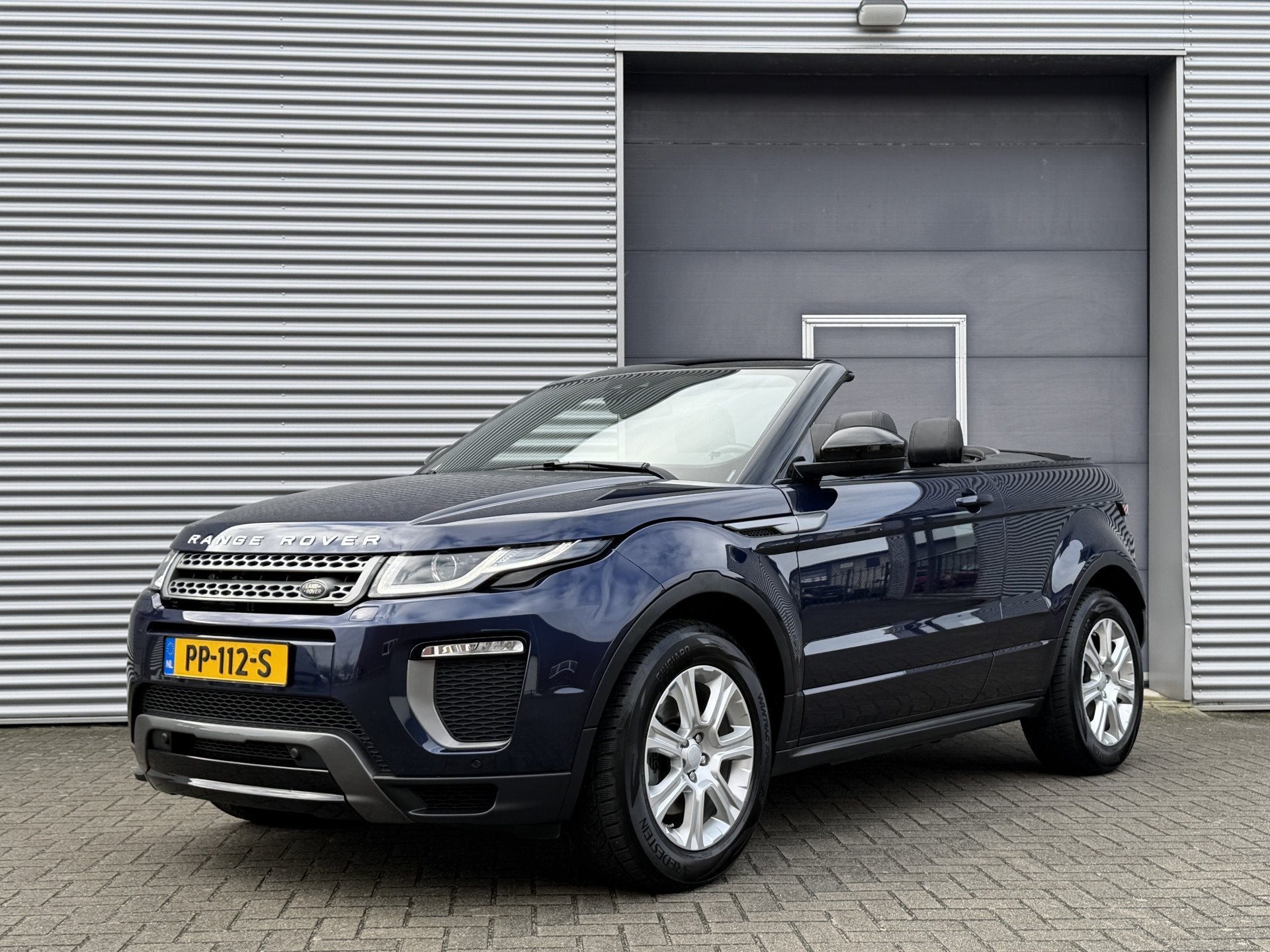 Land Rover Range Rover Evoque Convertible 2.0 TD4 HSE Dynami, Automaat, 2005 kg, Gebruikt, Leder