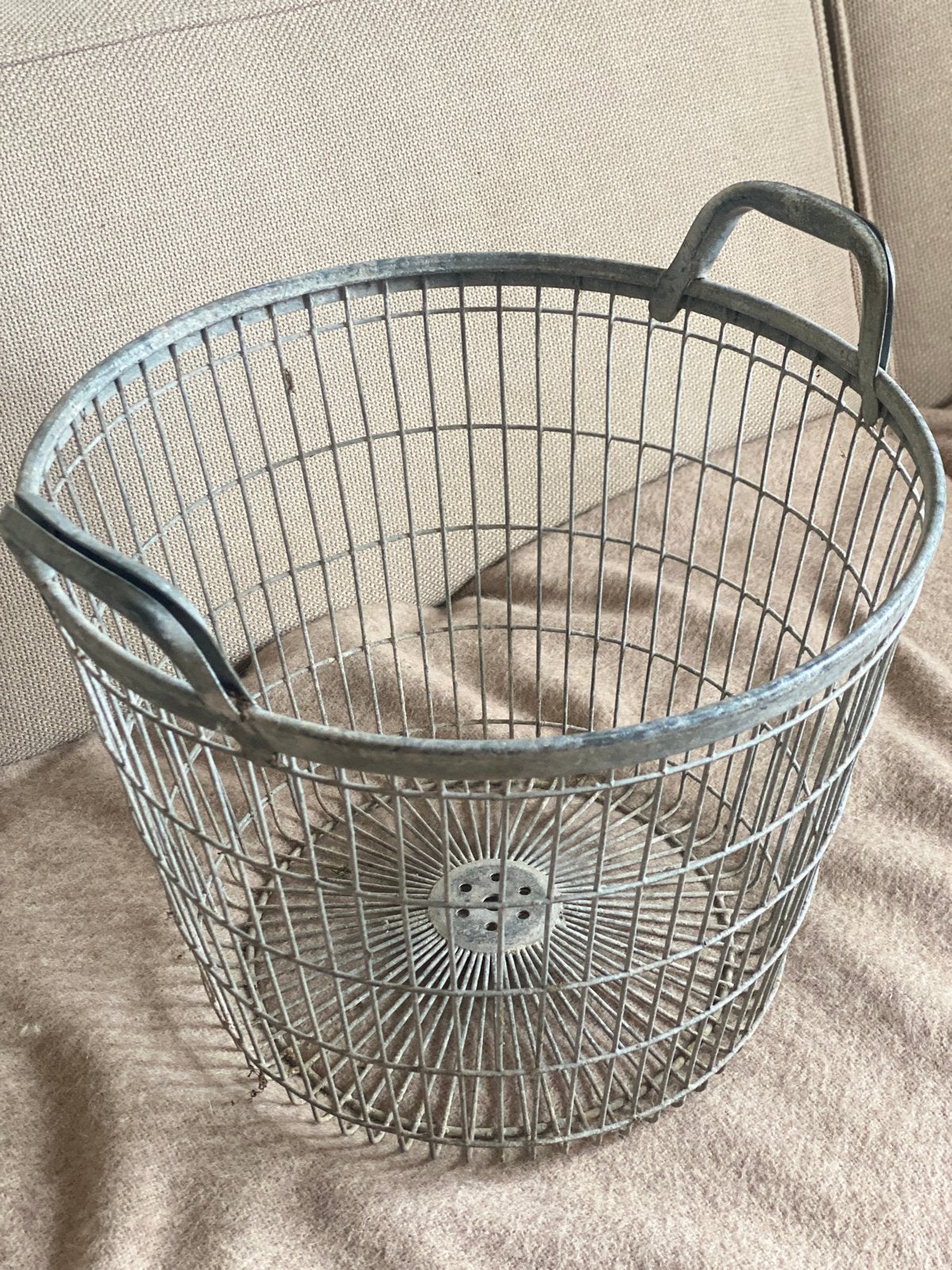 Vintage metalen draadmand met handvatten, Ophalen of Verzenden