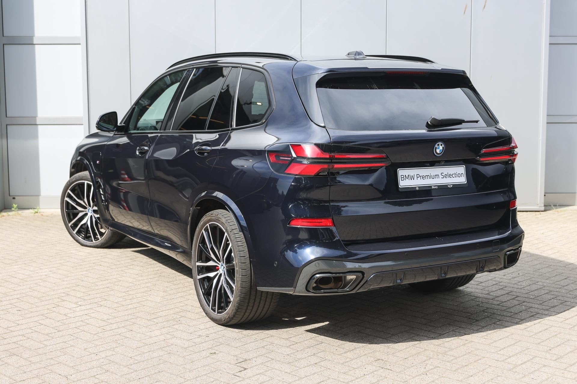 BMW X5 xDrive50e High Executive M Sport Automaat / Panoramad, Dealer onderhouden, Gebruikt, 2395 kg, Met garantie (alle)