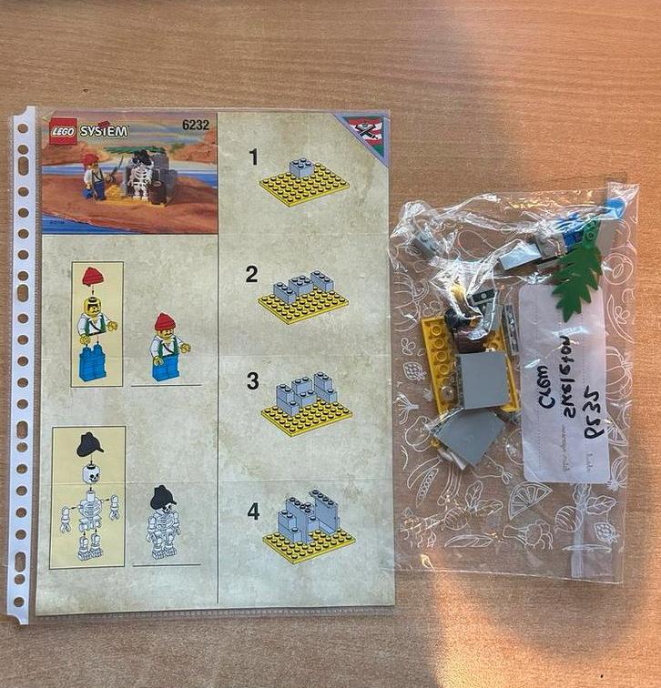 Lego 6232 Skeleton Crew, Ophalen of Verzenden, Zo goed als nieuw