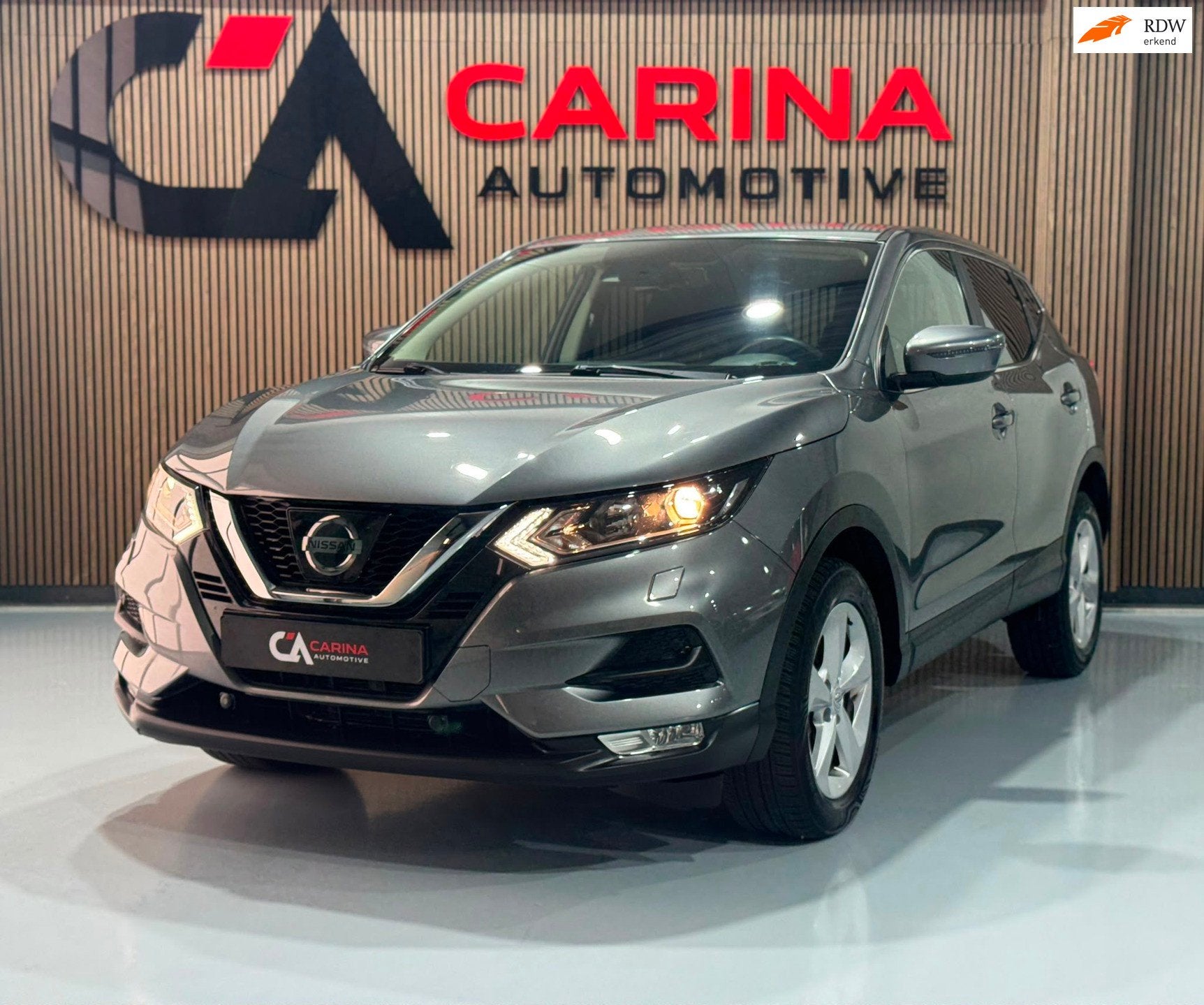 Nissan Qashqai 1.2 Tekna / Cruise Control / Full Map Navigat, Dealer onderhouden, Gebruikt, 4 cilinders, Origineel Nederlands