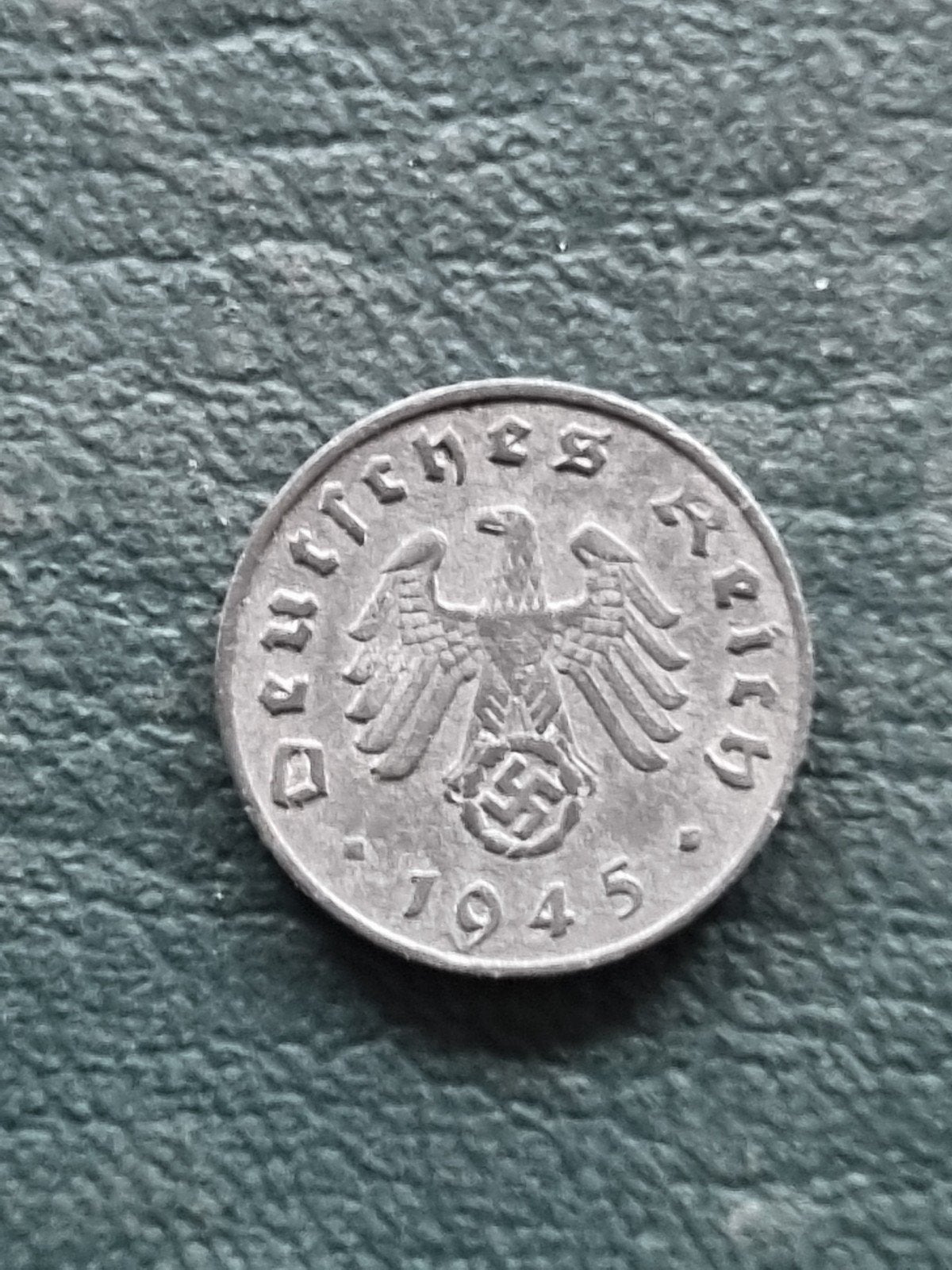 Duitsland 1 reichspfennig 1945 E met hakenkruis, Ophalen of Verzenden, Duitsland