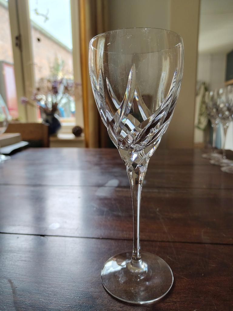 Rode wijnglazen Wedgewood Toscane, Antiek en Kunst, Antiek | Glas en Kristal, Ophalen of Verzenden