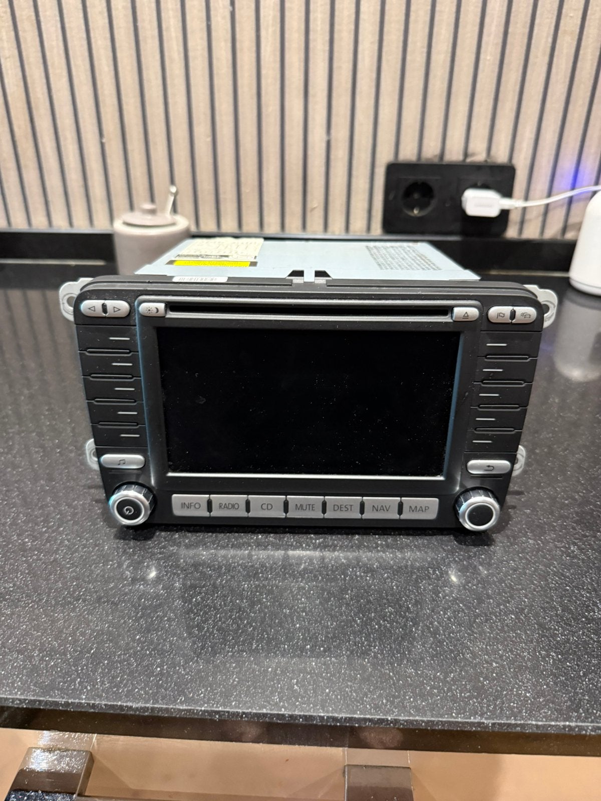 Volkswagen golf 5 radio, Auto diversen, Autoradio's, Ophalen of Verzenden, Zo goed als nieuw