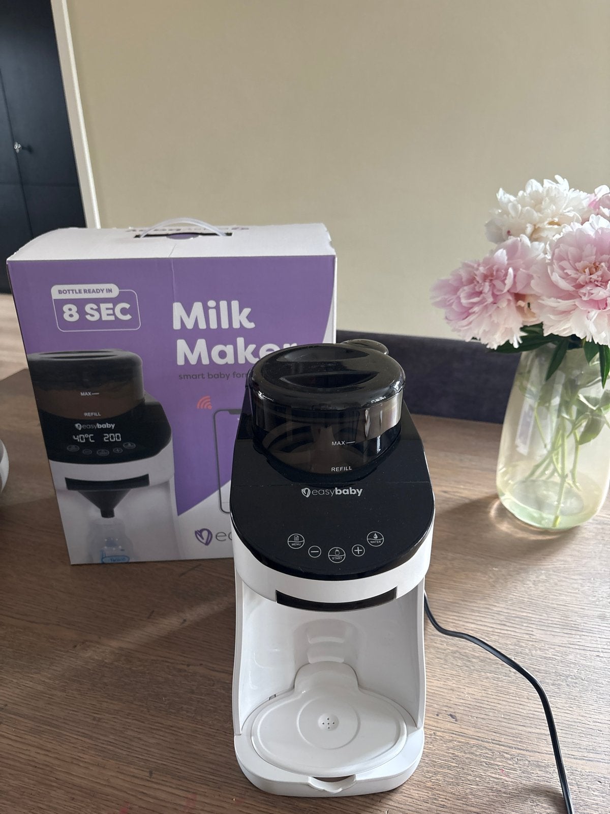 Easy baby milk maker - Handige melkmaker voor babyvoeding, Ophalen of Verzenden, Gebruikt, Flessen- of potjesverwarmer