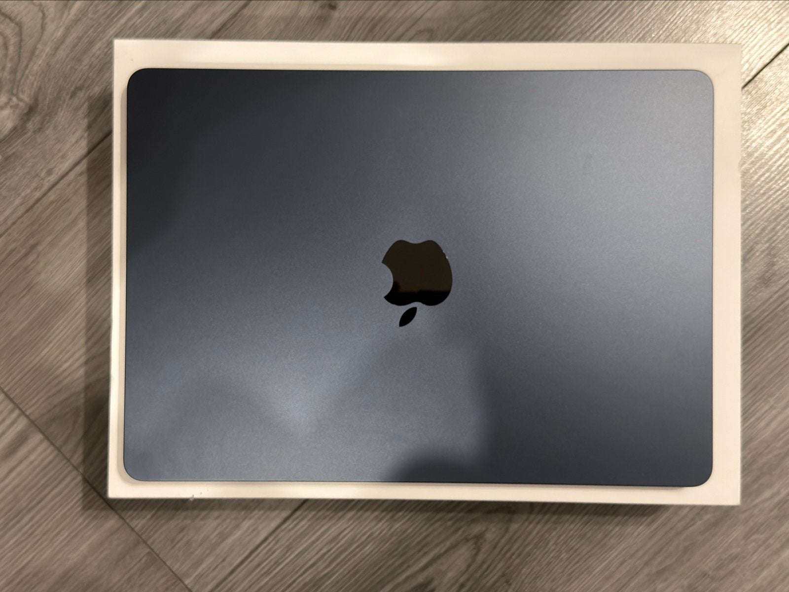 Foto 3 van MacBook Air 13 inch M4 256GB ZO GOED ALS NIEUW