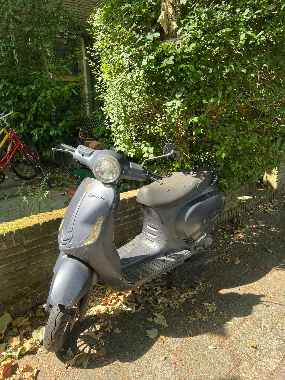 La Souris scooter, rijdt niet, Ophalen, Zo goed als nieuw, Benzine, Overige merken
