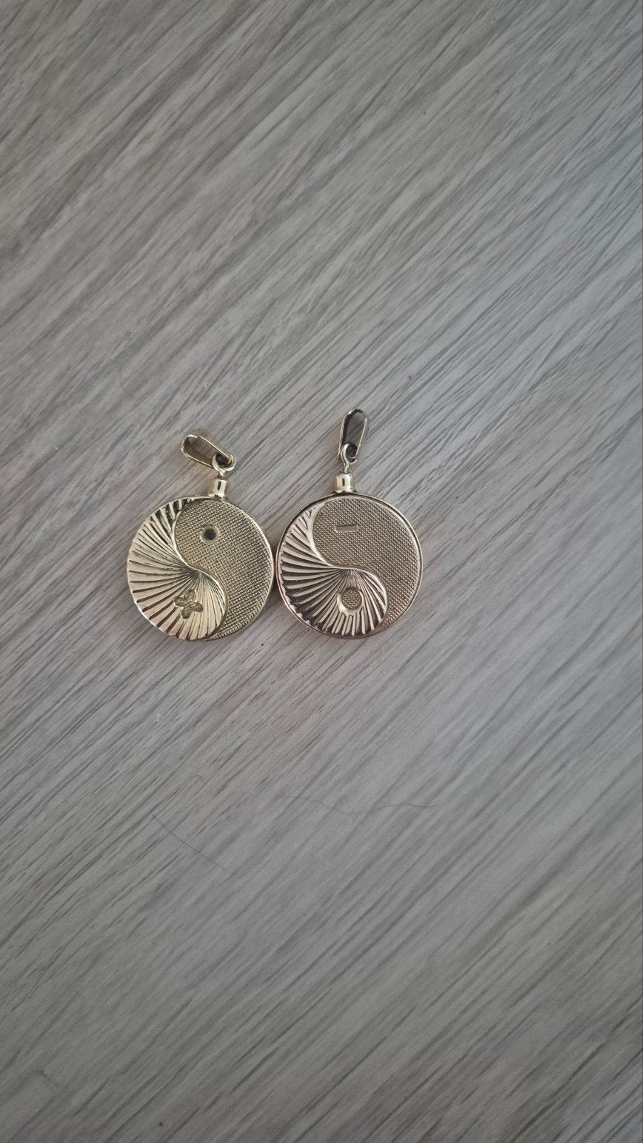 2x Yin Yang Hangers - Biostabil 2000 Stijl, Ophalen of Verzenden, Zo goed als nieuw