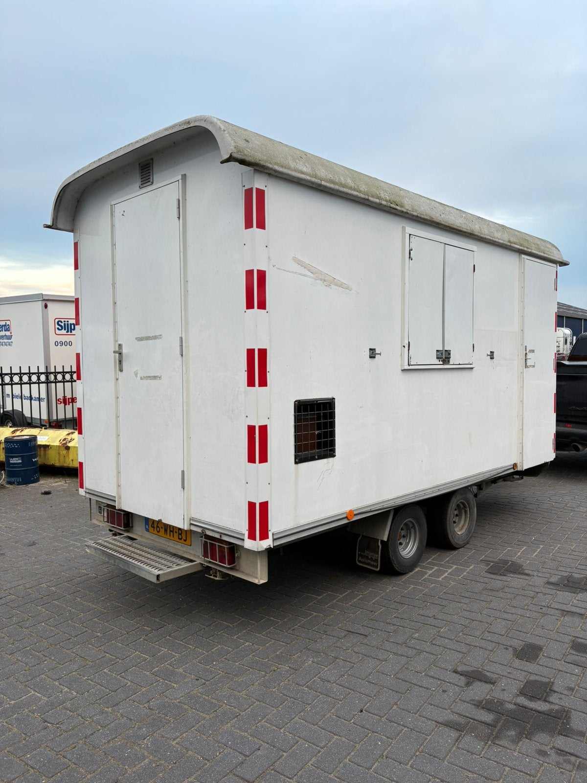 Te koop snelverkeer schaftwagen bouwkeet tandemasser netjes!, Ophalen