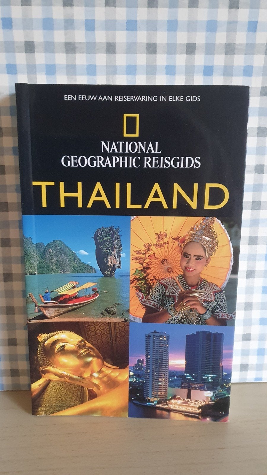 National Geographic Reisgids Thailand + India, 2 boeken voor, Boeken, Reisgidsen, Overige merken, Ophalen of Verzenden, Zo goed als nieuw