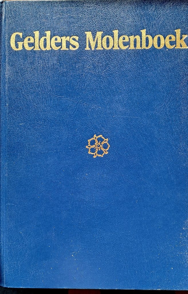 Gelders molenboek uit 1982, Boeken, Ophalen of Verzenden, Gelezen