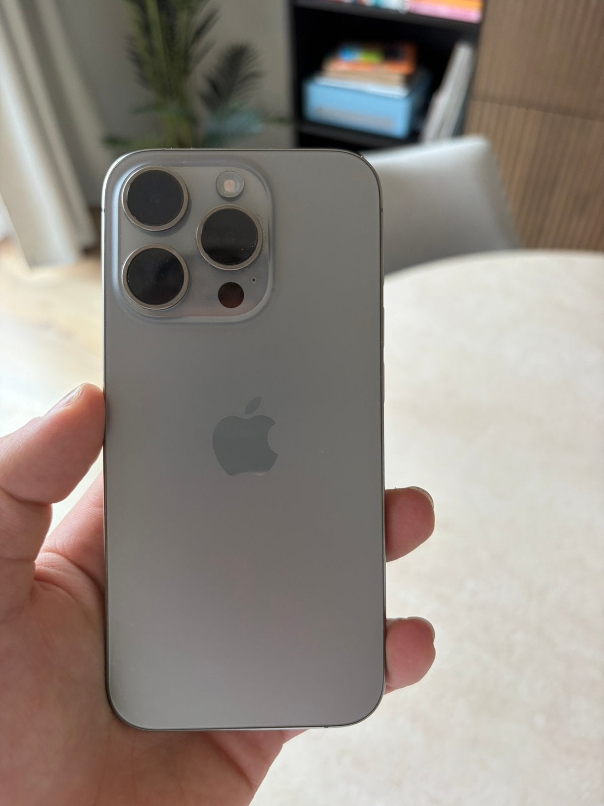 Iphone 15 pro, Ophalen, 128 GB, Zwart, Zo goed als nieuw
