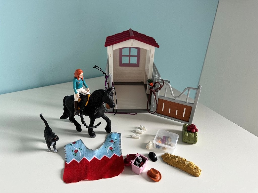 Schleich Horse Club paardenbox (42437), Ophalen of Verzenden, Zo goed als nieuw, Jongen of Meisje