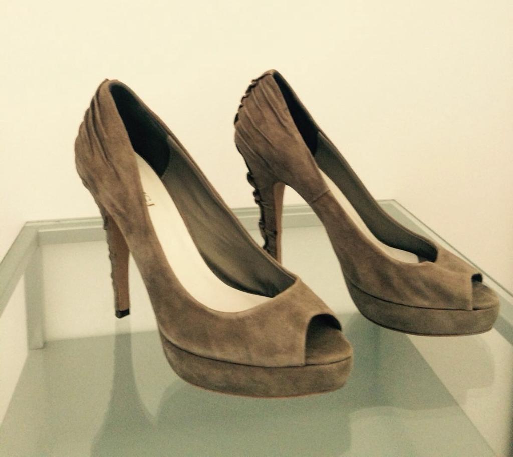 Supertrash peeptoe pumps hakken mt 41, Ophalen of Verzenden, Zo goed als nieuw, Bruin, Supertrash