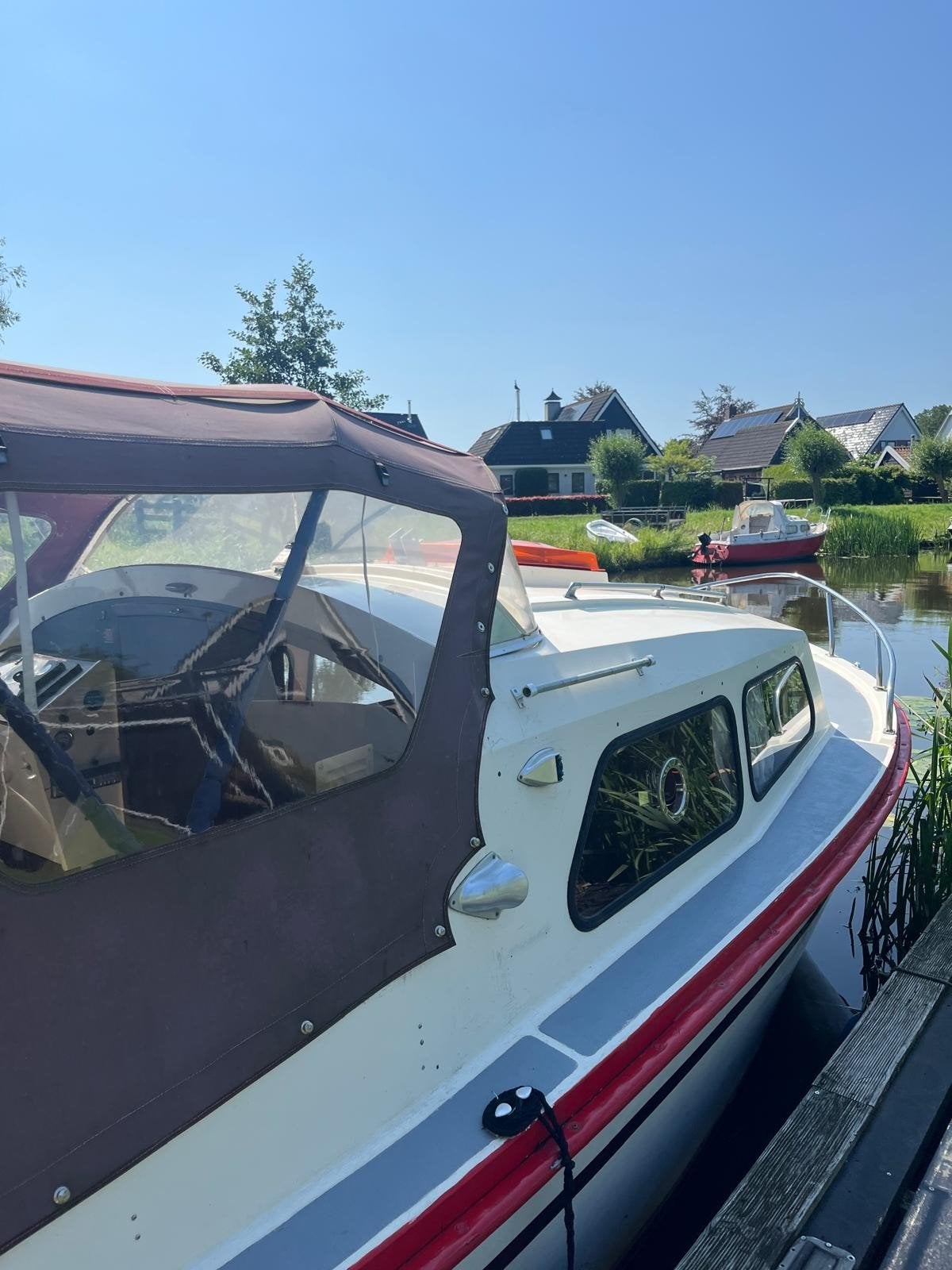 Waterlander 700 met boegschroef, Kajuitboot, Ophalen, Toilet