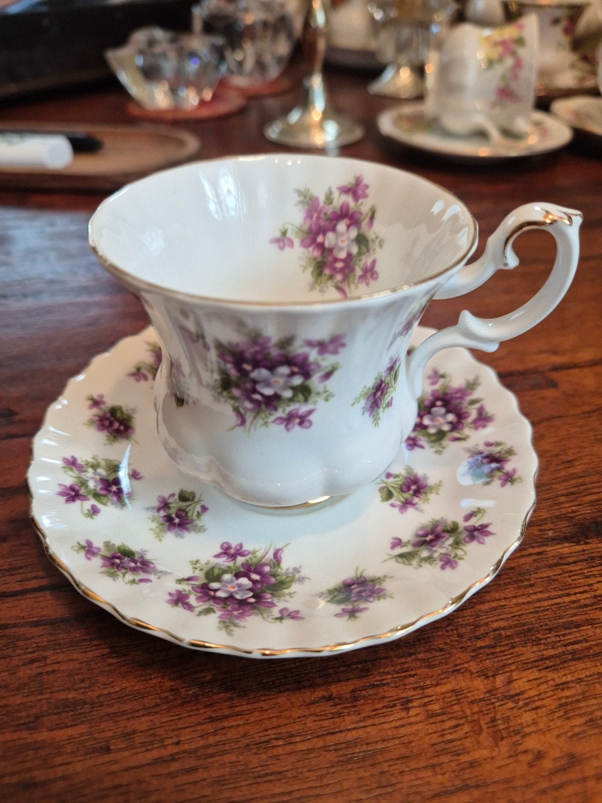 Royal Albert Sweet Violets Kop en Schotel, Antiek en Kunst, Ophalen of Verzenden