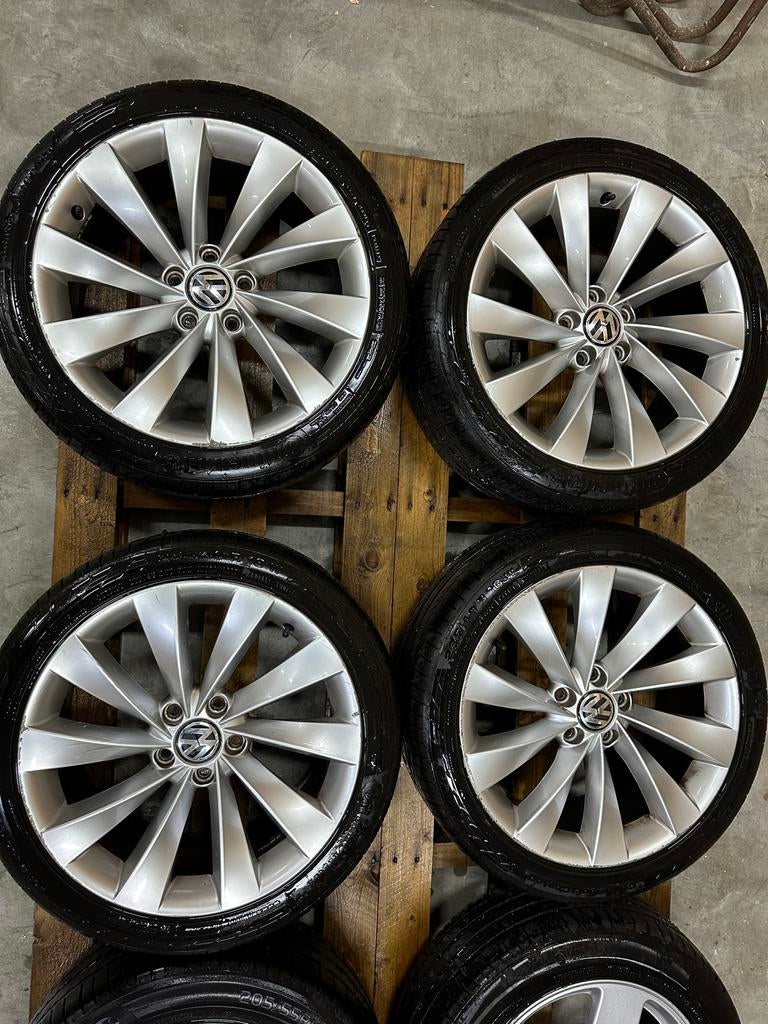 4 Autovelgen 235/40 R18W met Continental banden, Ophalen, Gebruikt, 16 inch, Banden en Velgen