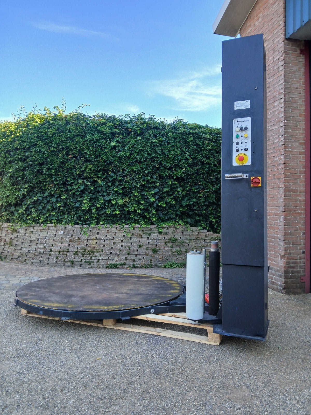 Palletwikkelaar / Folliemachine (Colibri), Ophalen