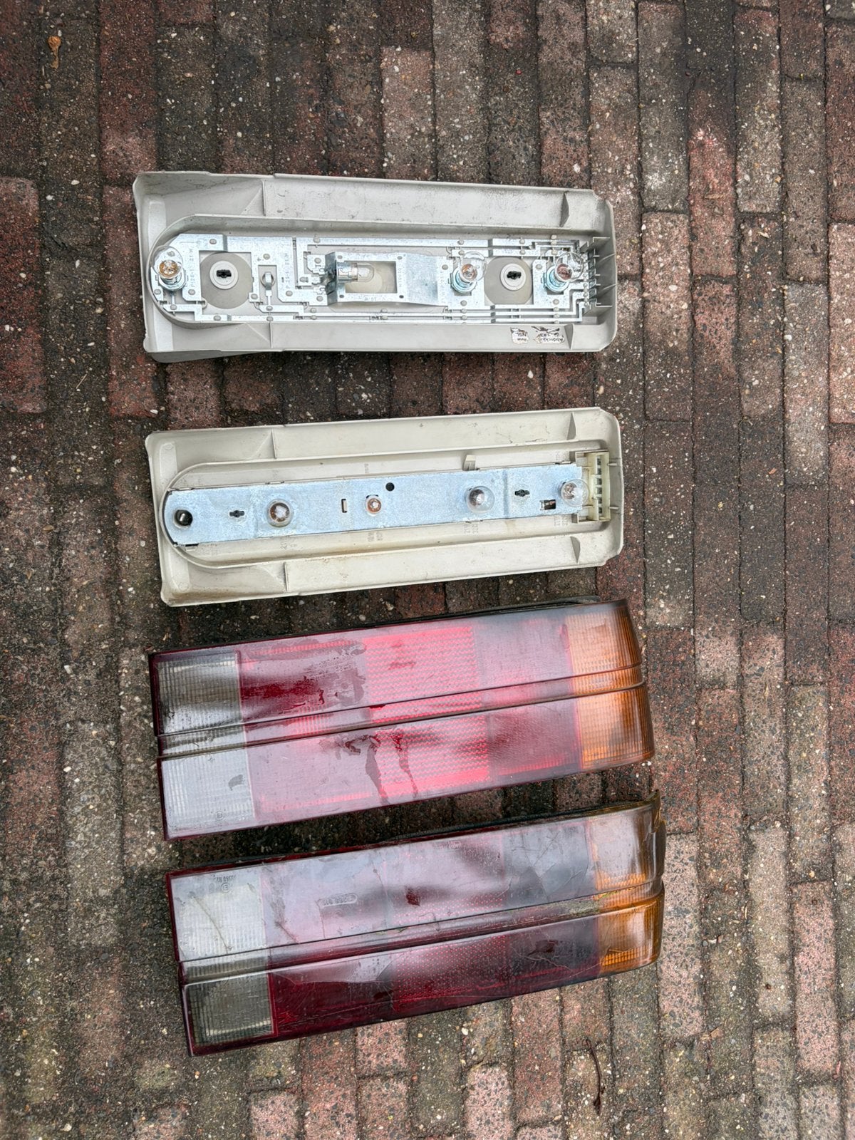 bmw e30 type 1 achter lichten, Ophalen