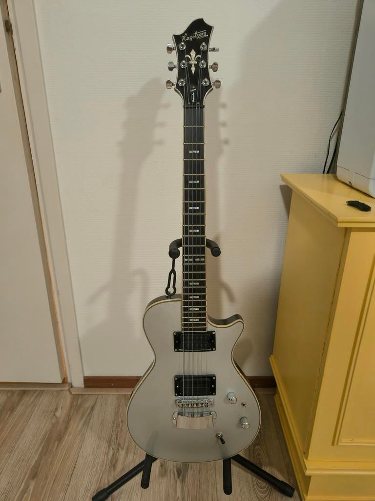 Hagstrom Ultra Swede met DiMarzio pickups, Muziek en Instrumenten, Ophalen, Zo goed als nieuw, Solid body, Overige merken